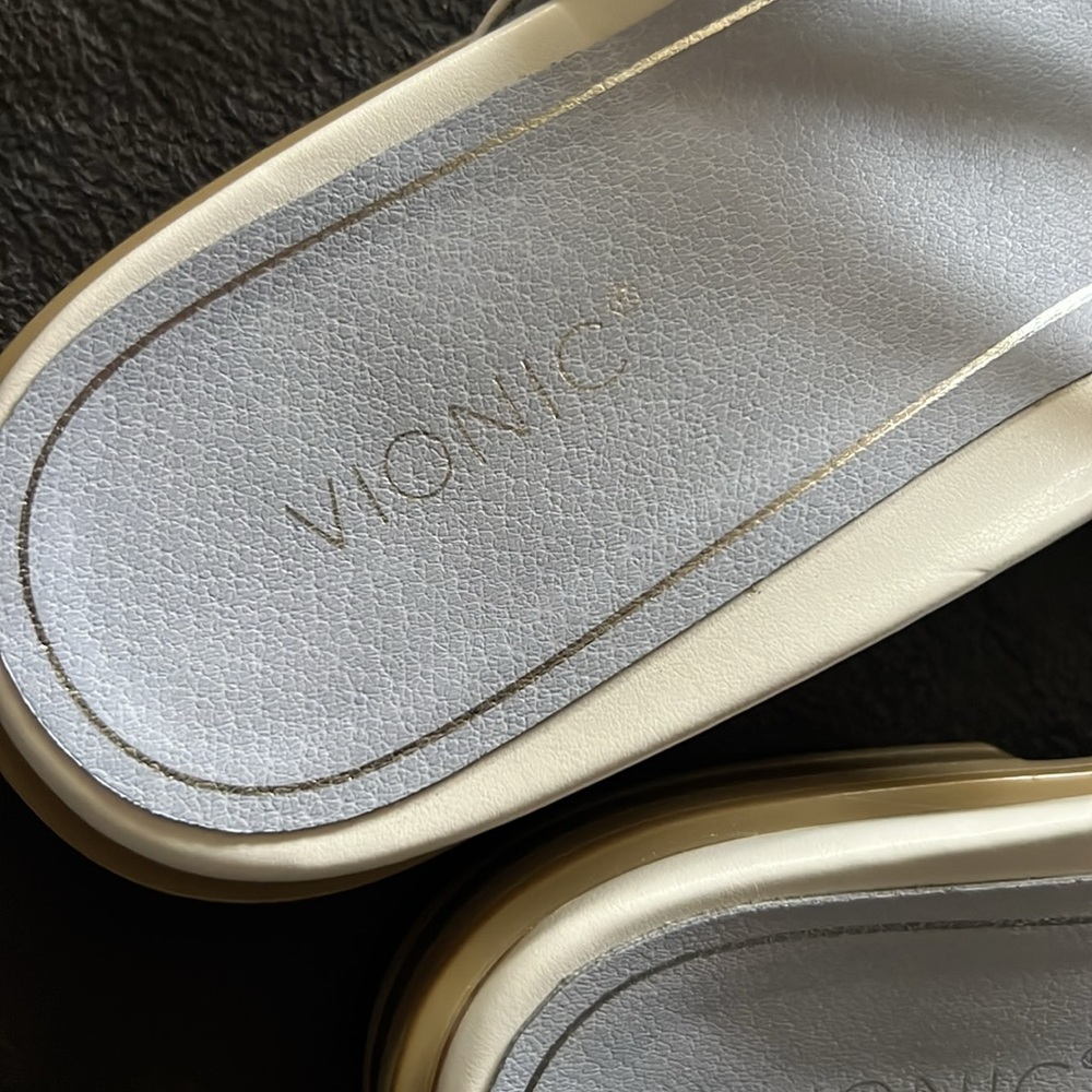 Vionic sandals - Picture 2 of 6